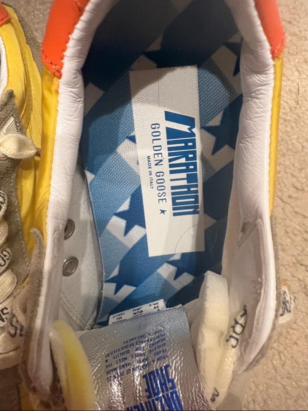 GOLDEN GOOSE STAR PRINTED TRAINERS- size 39 - Picture 3 of 7